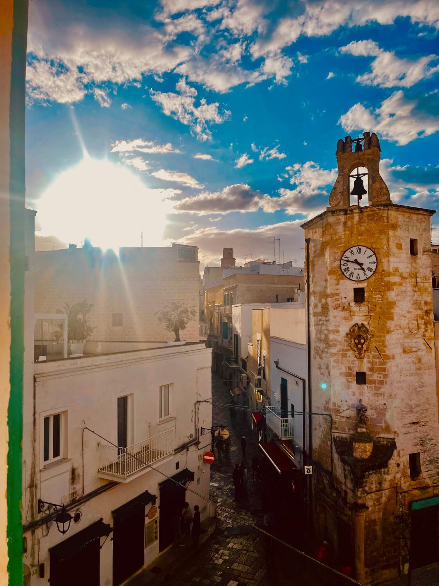 L&S Rooms Monopoli Bagian luar foto