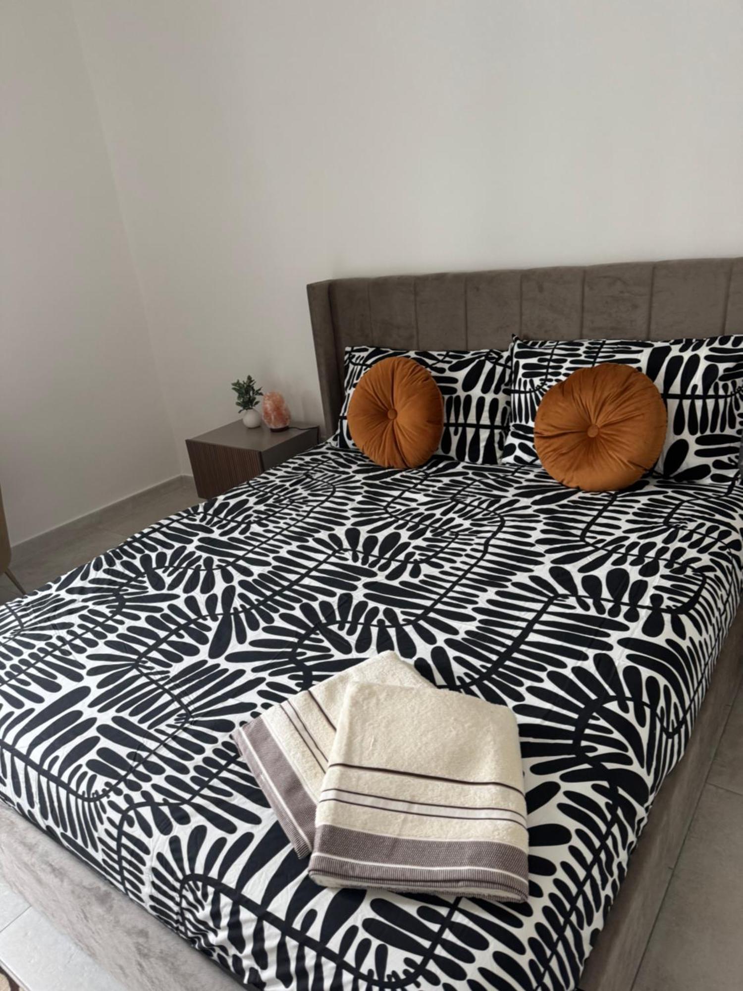 L&S Rooms Monopoli Bagian luar foto